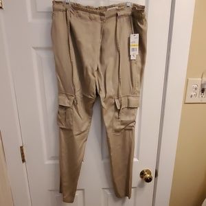 ***SALE***WILLIAMRAST Drapy Cargo NWT